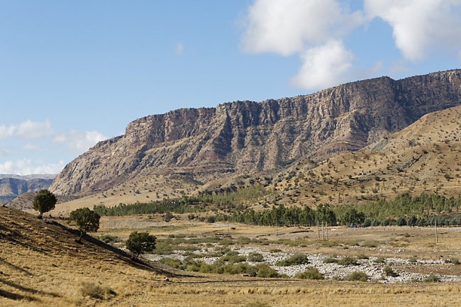 Tâq-e Bostân-Sur la route-012